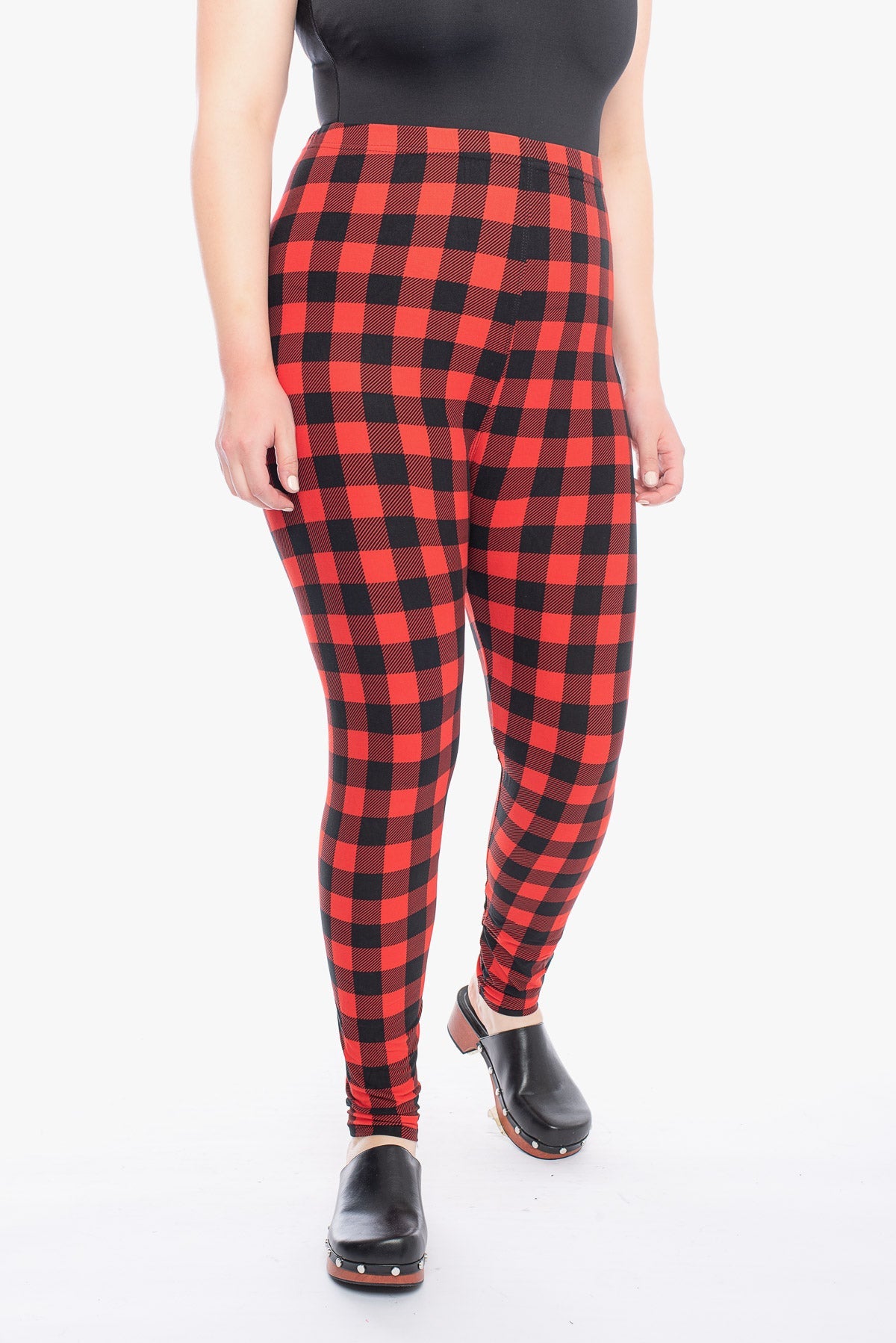 Lilly - red plaid