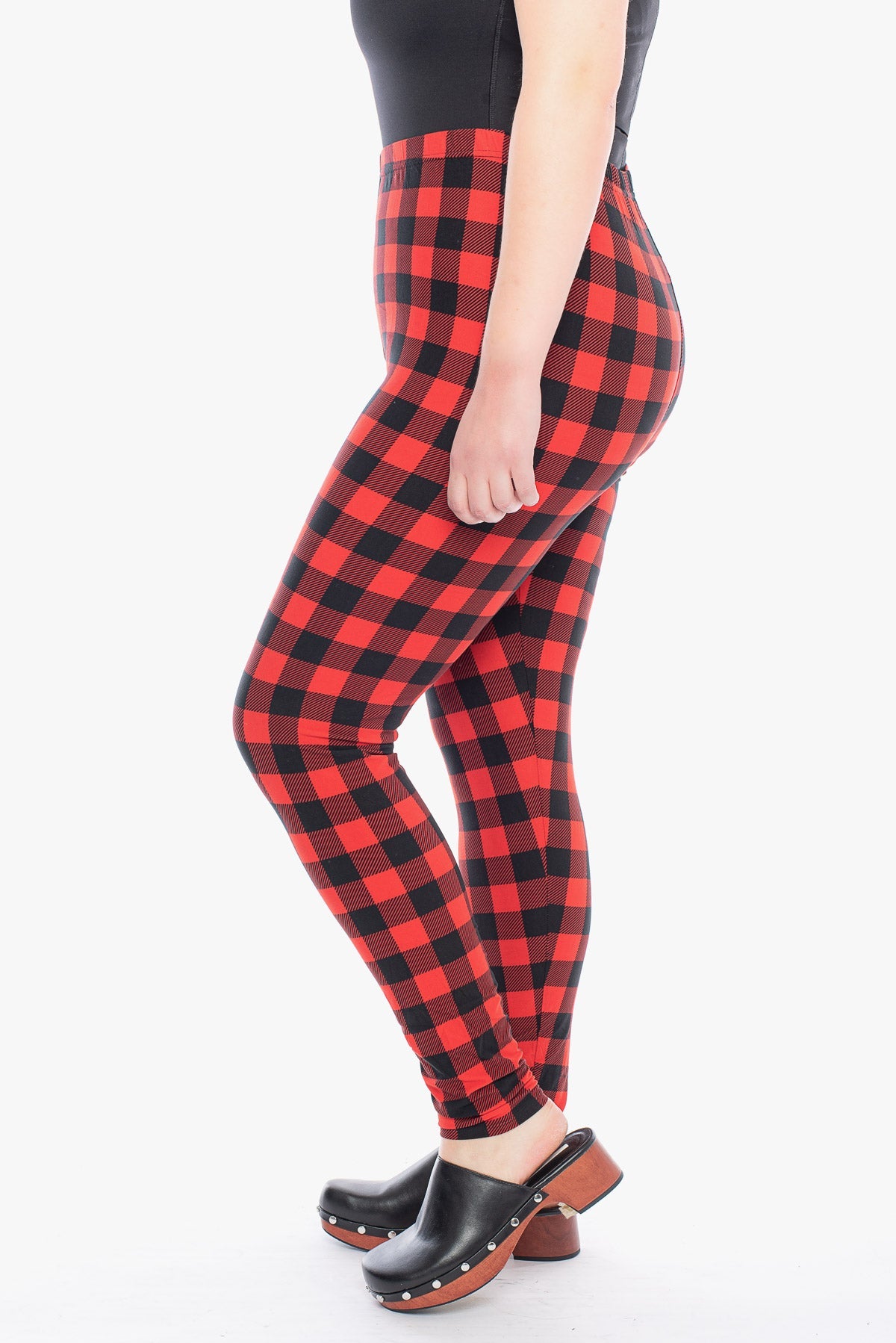 Lilly - red plaid